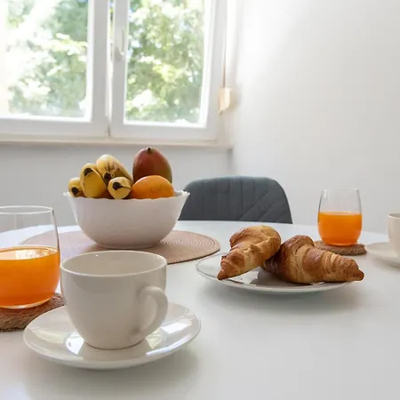 Taxatio D.o.o. Split- Holiday Apartment Split